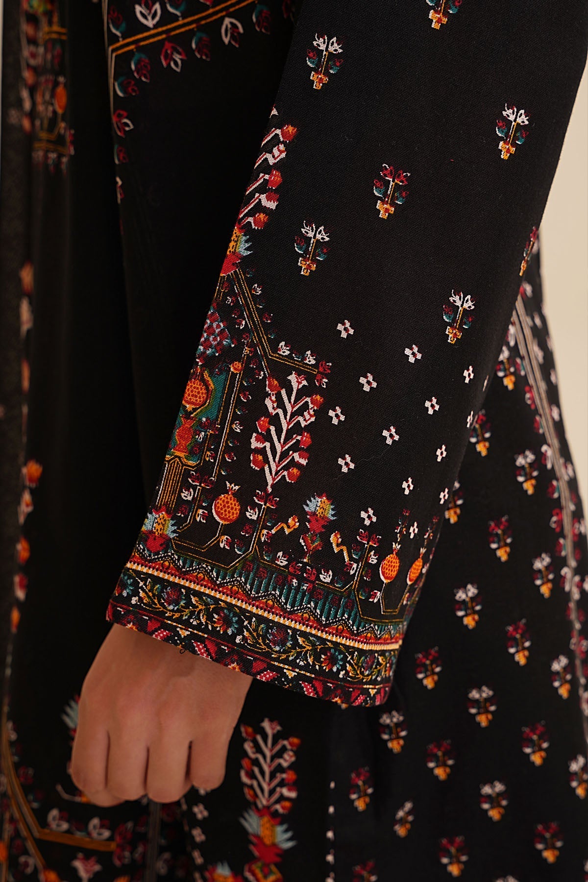 3 Piece - Unstitched - Printed Khaddar Suit - C6387