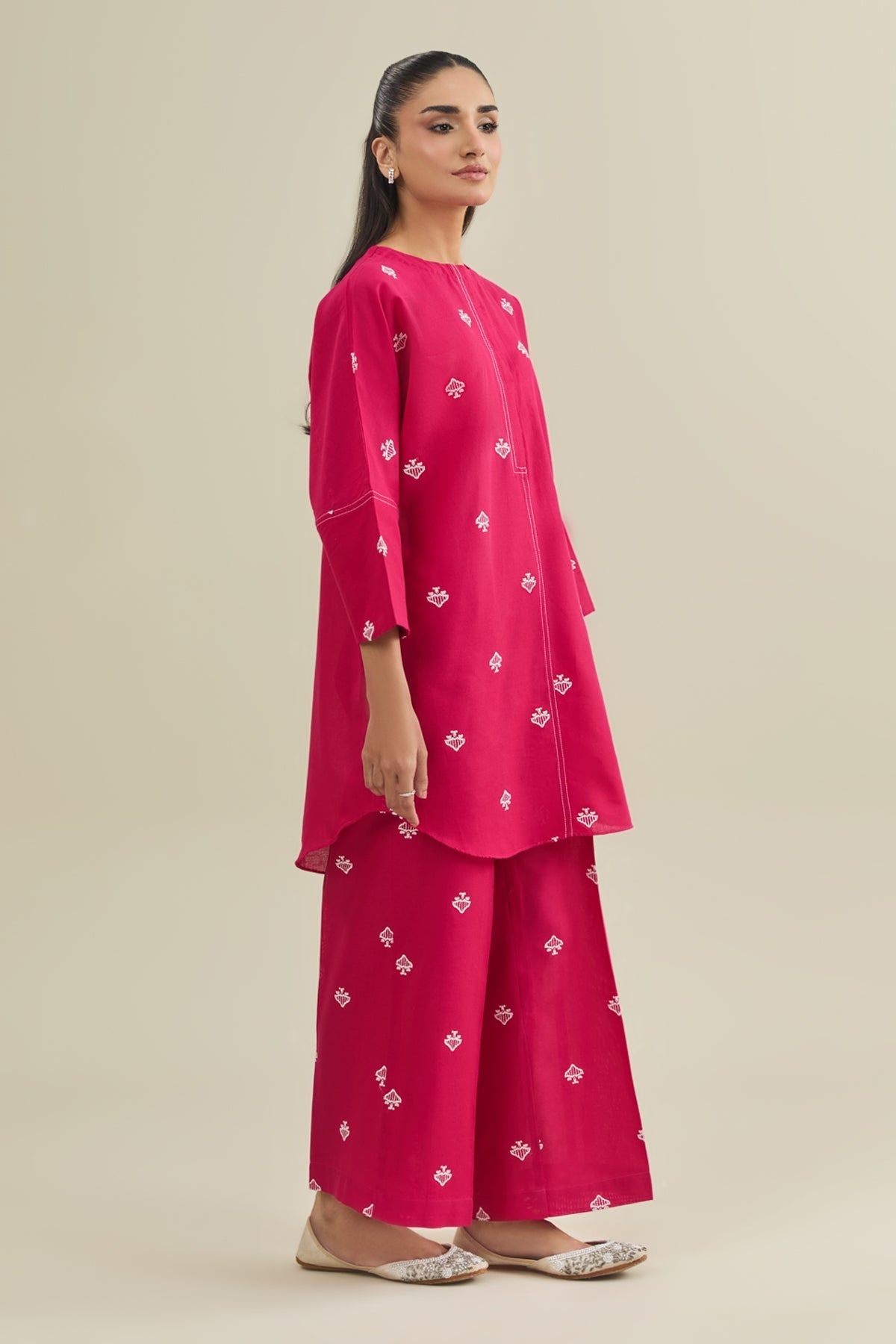 2 Piece - Stitched - Embroidered Khaddar Suit - KPW25-P3753