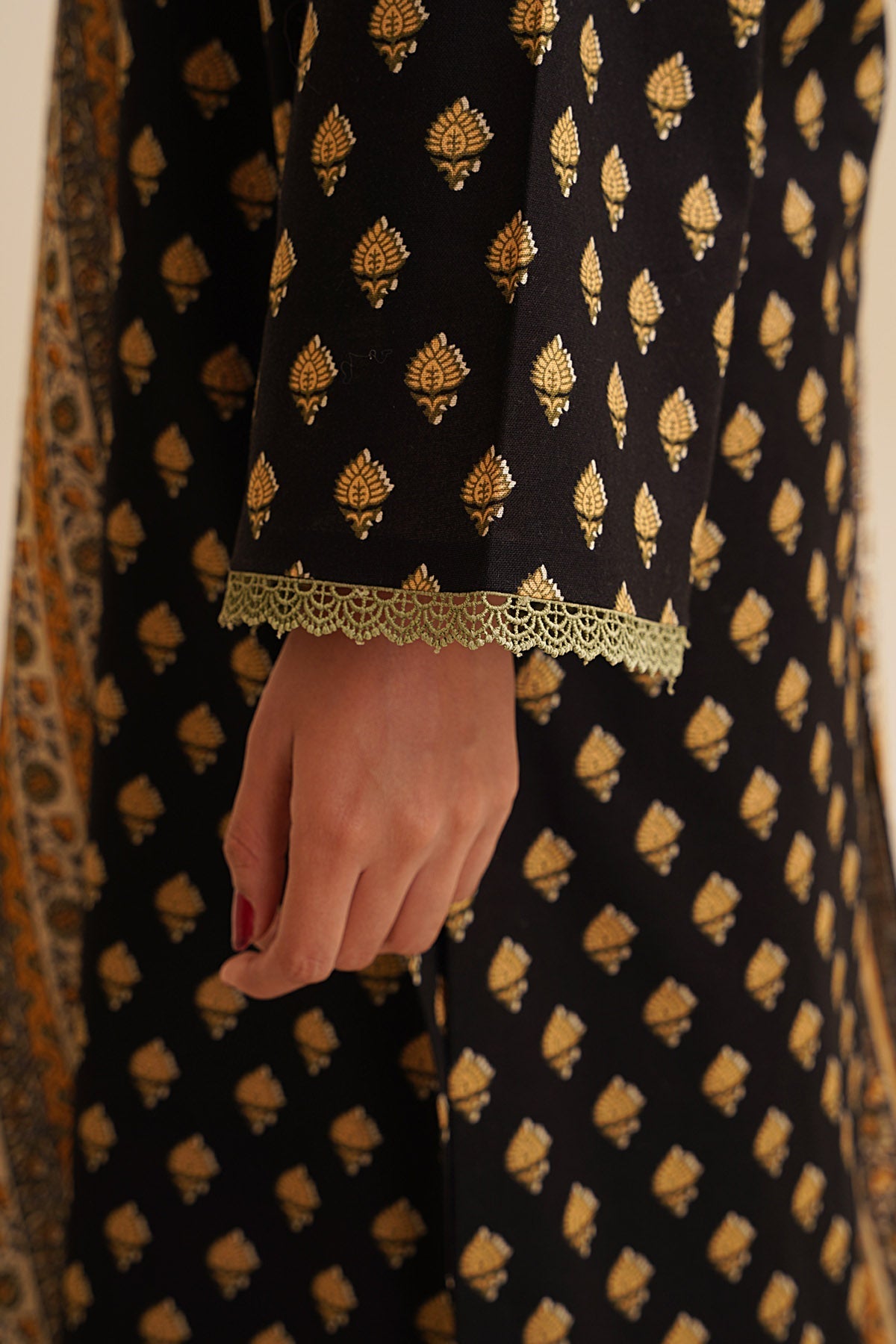 3 Piece - Unstitched - Printed Khaddar Suit - X7134