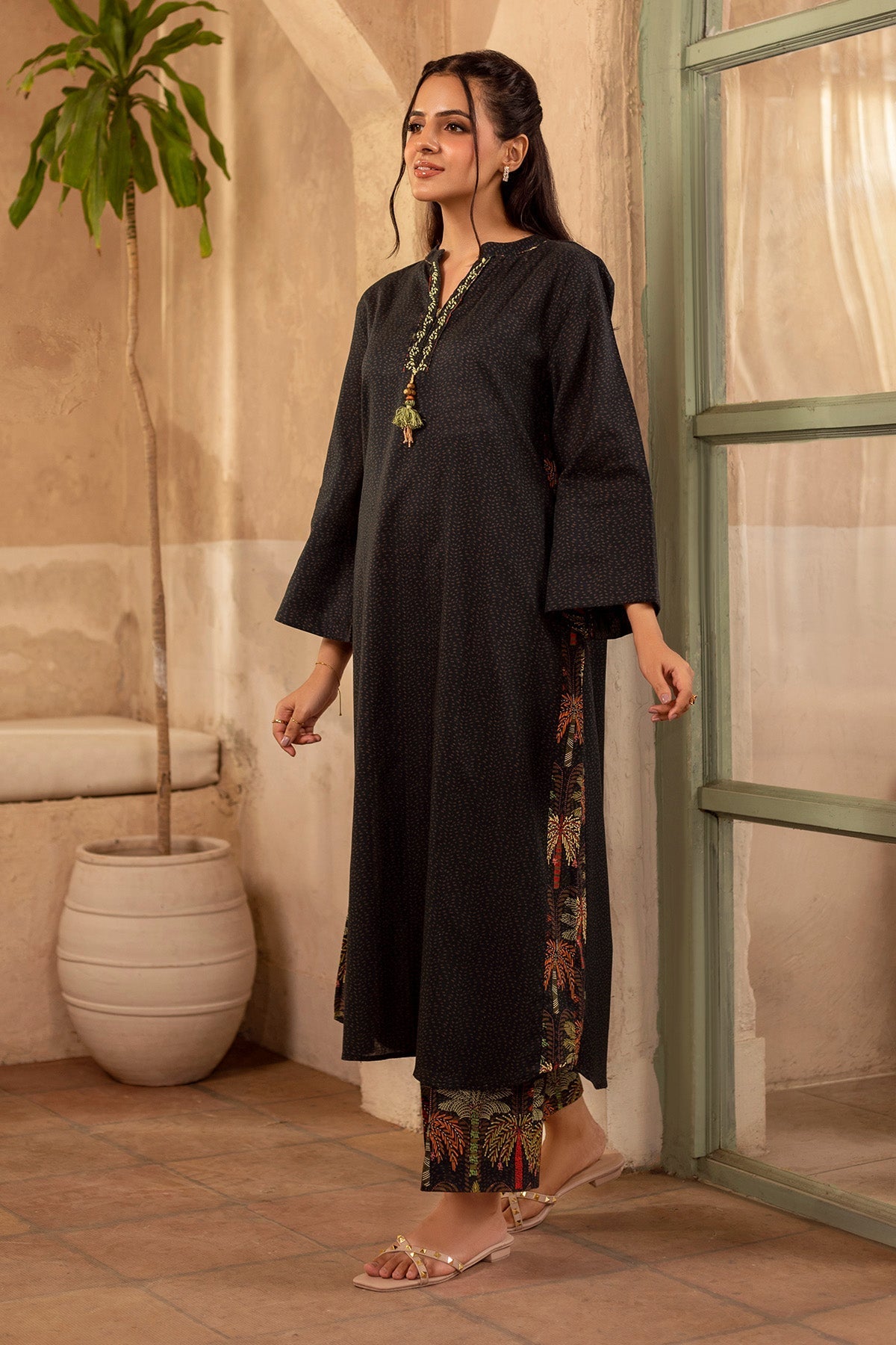 2 Piece - Stitched - Printed & Embellished Khaddar Suit - KPW25-P3809