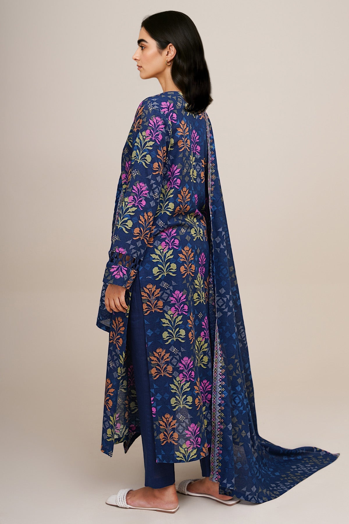 3 Piece - Unstitched - Printed Khaddar Suit - C6374