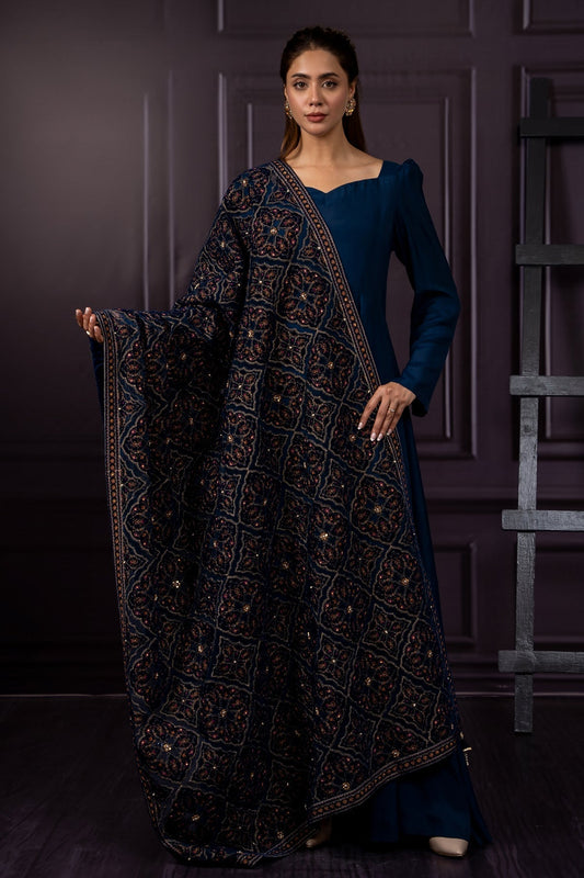 Embroidered Velvet Shawl - E1363