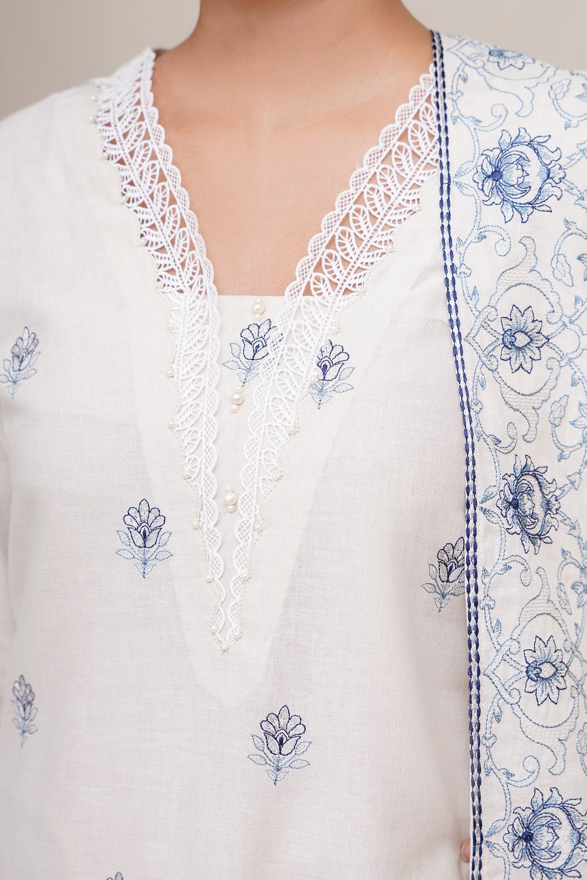 3 Piece - Unstitched - Embroidered Khaddar Suit - E1762